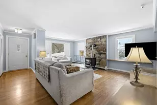 79 High St, Uxbridge, MA 01569 - Photo 10