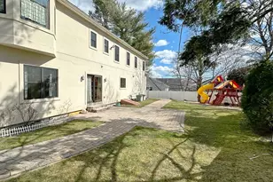 9 Vine St, Newton, MA 02467 - Photo 40