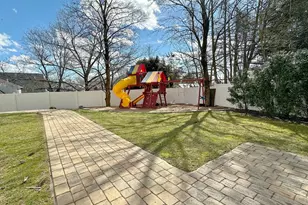 9 Vine St, Newton, MA 02467 - Photo 42