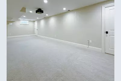 9 Vine St, Newton, MA 02467 - Photo 36