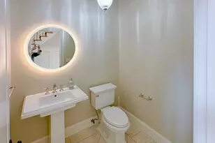 9 Vine St, Newton, MA 02467 - Photo 18