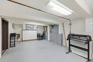 225 Osborne Terrace, Springfield, MA 01104 - Photo 32