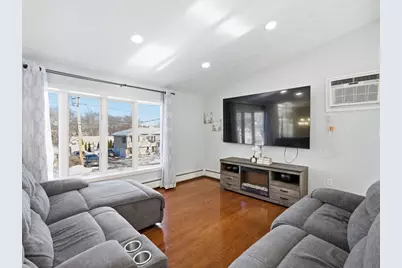 39 Swan Ave, Methuen, MA 01844 - Photo 16