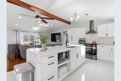 39 Swan Ave, Methuen, MA 01844 - Photo 10