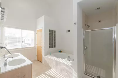 140 Algonquin Trl #140, Ashland, MA 01721 - Photo 28