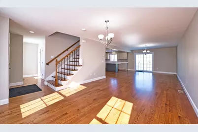 150 Downing, Fall River, MA 02723 - Photo 4