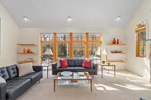 28 Stirling St, Andover, MA 01810 - Photo 12