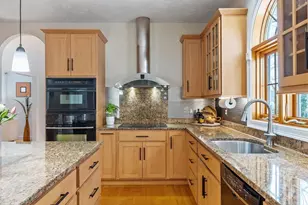 28 Stirling St, Andover, MA 01810 - Photo 10