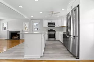 34 Foster Dr, Beverly, MA 01915 - Photo 14