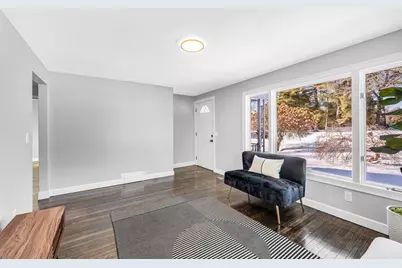 24 Francis St, Westfield, MA 01085 - Photo 2