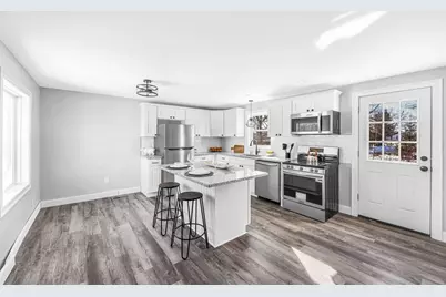 24 Francis St, Westfield, MA 01085 - Photo 6