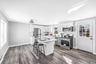 24 Francis St, Westfield, MA 01085 - Photo 6