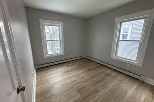 267 Silver St, Manchester, NH 03103 - Photo 4