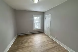 267 Silver St, Manchester, NH 03103 - Photo 6