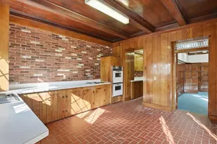 34 Elm St, Worcester, MA 01609 - Photo 12