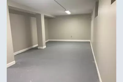 15 Papineau St, Holyoke, MA 01040 - Photo 16