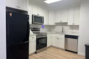 137 Franklin, Stoneham, MA 02180 - Photo 2