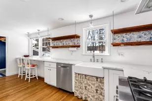 81 Edgewater Dr, Framingham, MA 01702 - Photo 1