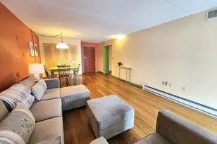 51 Melrose St, Melrose, MA 02176 - Photo 4