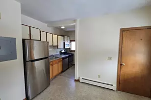17 Grafton St, Quincy, MA 02169 - Photo 10