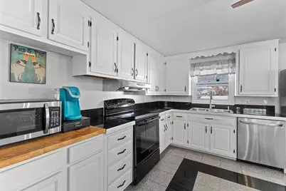 135 Highland Avenue, Holden, MA 01520 - Photo 22