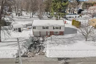 135 Highland Ave, Holden, MA 01520 - Photo 2