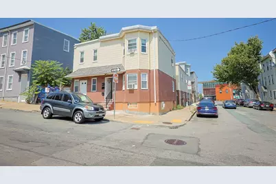 9 Shelby St, Boston, MA 02128 - Photo 4