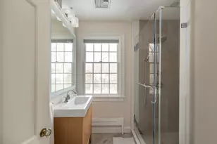 64 Varick Rd, Newton, MA 02468 - Photo 12