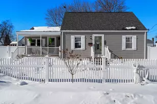32 Packard Rd, Stoughton, MA 02072 - Photo 2