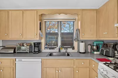 933-935 West Yarmouth Rd, Yarmouth, MA 02675 - Photo 12