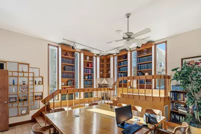 544 Douglas Ave, Providence, RI 02908 - Photo 2