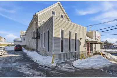 544 Douglas Ave, Providence, RI 02908 - Photo 22