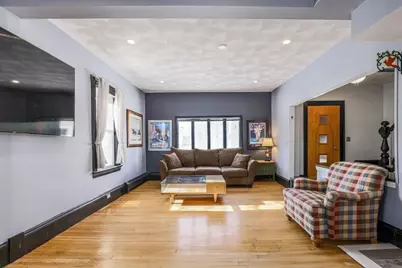 33 Montrose St, Everett, MA 02149 - Photo 2