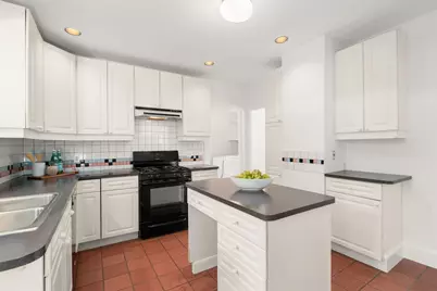 10 Higgins St, Newton, MA 02466 - Photo 6