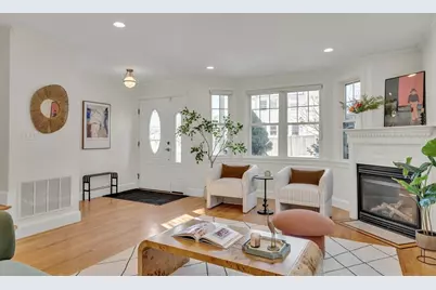 56 Bartlett Street #56, Watertown, MA 02472 - Photo 4