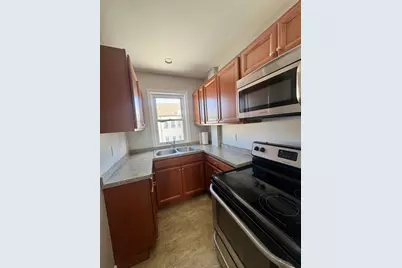 67 Sycamore St #2, Fairhaven, MA 02719 - Photo 12