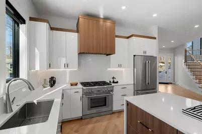 16-18 Josselyn Pl #18, Newton, MA 02461 - Photo 8