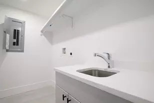 18 Josselyn Pl, Newton, MA 02461 - Photo 30