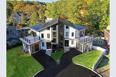 18 Josselyn Pl #18, Newton, MA 02461 - Photo 2