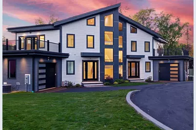 18 Josselyn Pl #18, Newton, MA 02461 - Photo 2