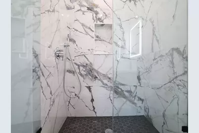 18 Josselyn Pl #18, Newton, MA 02461 - Photo 26