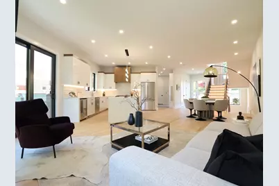 18 Josselyn Pl #18, Newton, MA 02461 - Photo 8
