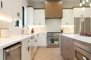 18 Josselyn Pl, Newton, MA 02461 - Photo 6