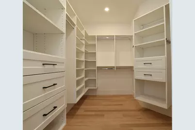 18 Josselyn Pl #18, Newton, MA 02461 - Photo 18