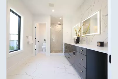 18 Josselyn Pl #18, Newton, MA 02461 - Photo 18