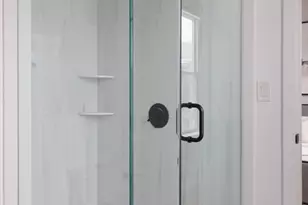 243 Condor St, Boston, MA 02128 - Photo 8