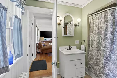 6 Oak Street, Grafton, MA 01519 - Photo 18