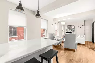 5 Holden Ct, Boston, MA 02109 - Photo 4