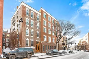 5 Holden Ct, Boston, MA 02109 - Photo 16