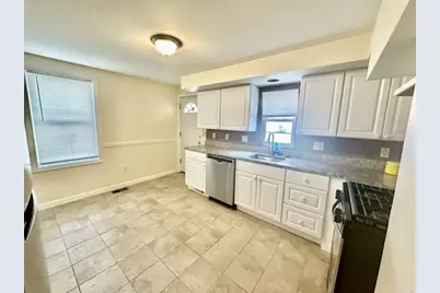 170 Bow #170, Everett, MA 02149 - Photo 4